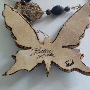 A Tangled Butterfly with Stones Gourd Necklace Set