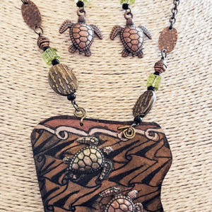 Swimming Sea Turtle Gourd Shard Necklace Set