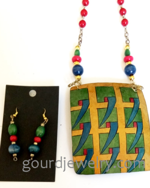 Danielle’s Gourd Shard Necklace Set