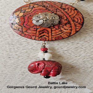 Magic Red Elephant Gourd Shard Necklace Set