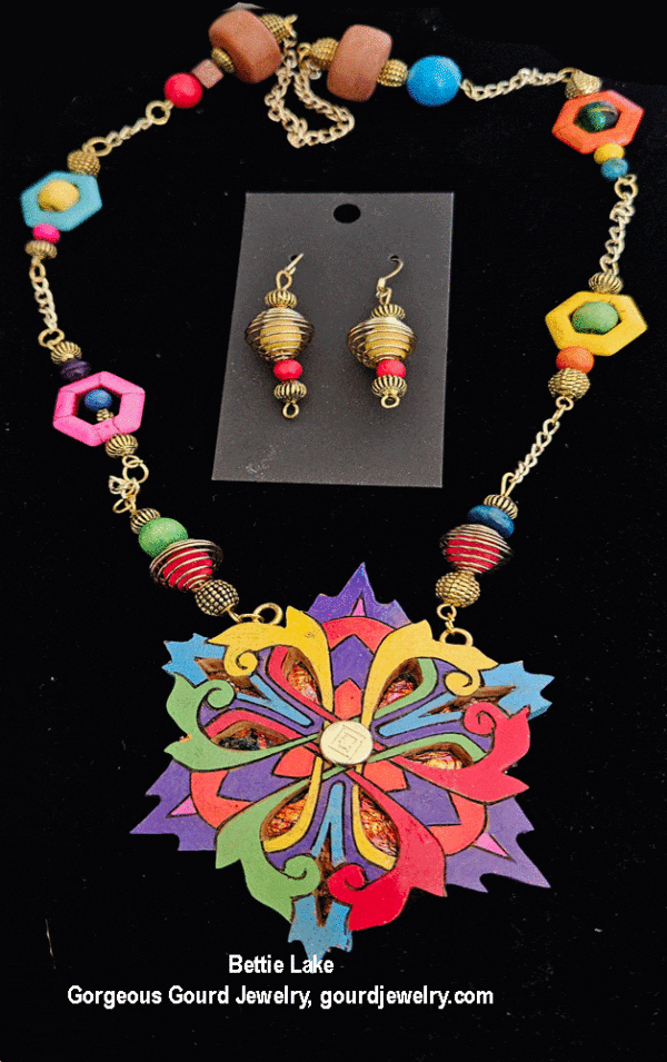 Color Splash Gourd Shard Necklace Set - Image 5