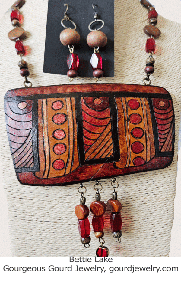 "Tangler's Red Panel" Gourd Shard Necklace Set