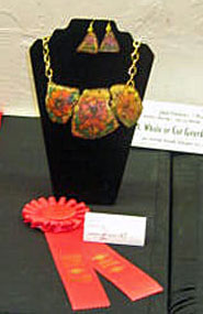 red-ribbon-award-necklace