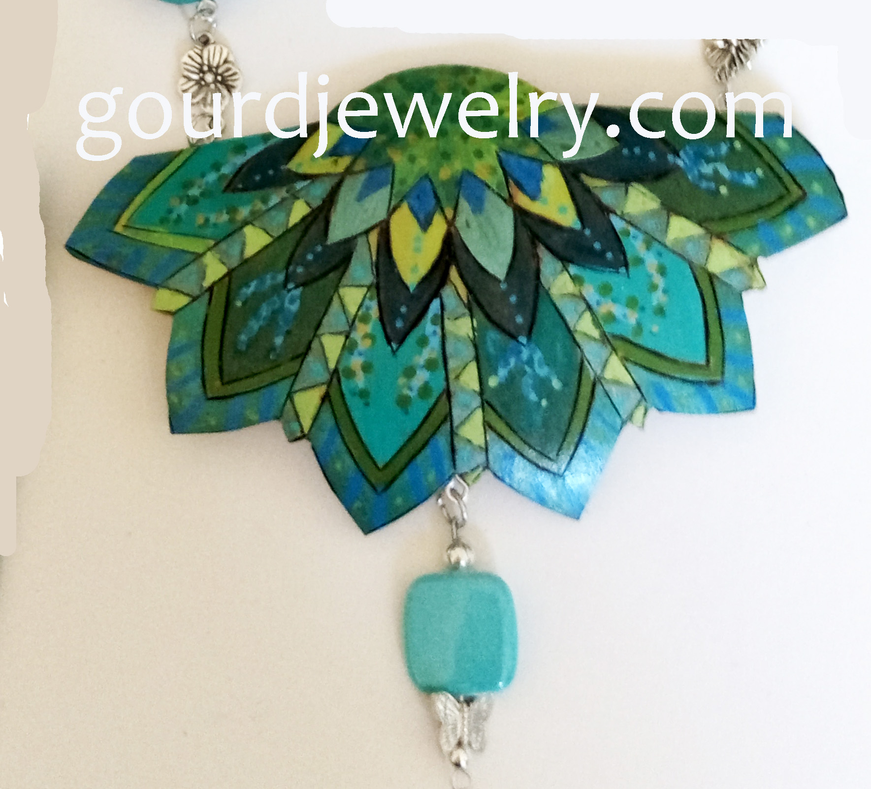 Blue Butterfly Flower Gourd Shard Necklace Set - Image 3