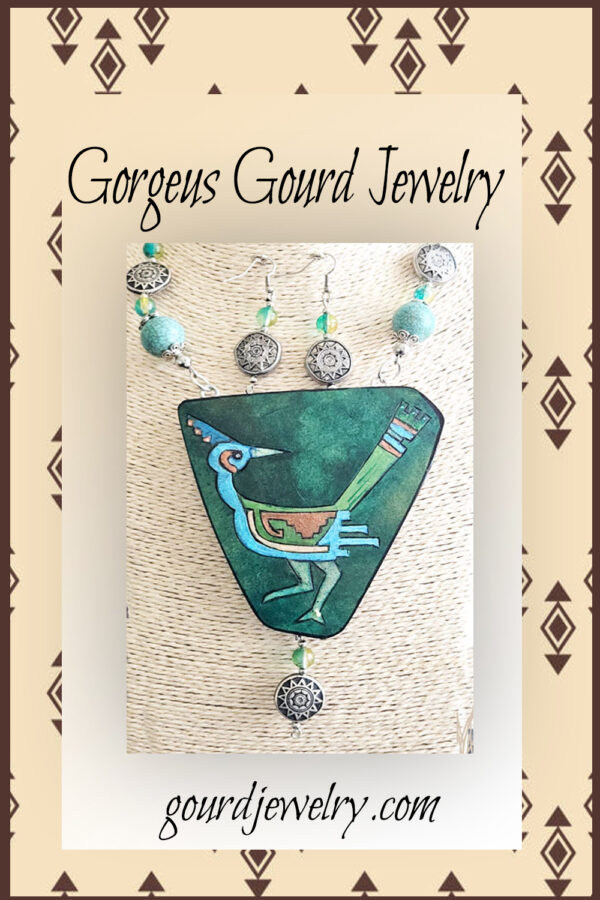 Modern Roadrunner Gourd Shard Necklace - Image 5