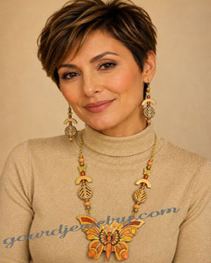 Golden Butterfly Gourd Shard Necklace Set