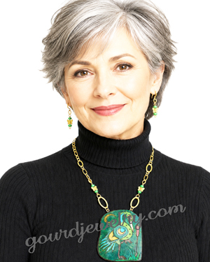 Moonlight Heron Gourd Shard Necklace Set