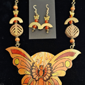 Golden Butterfly Gourd Shard Necklace Set