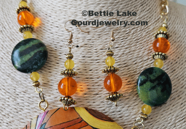 Tropical Hummingbird Gourd Shard Necklace Set - Image 4
