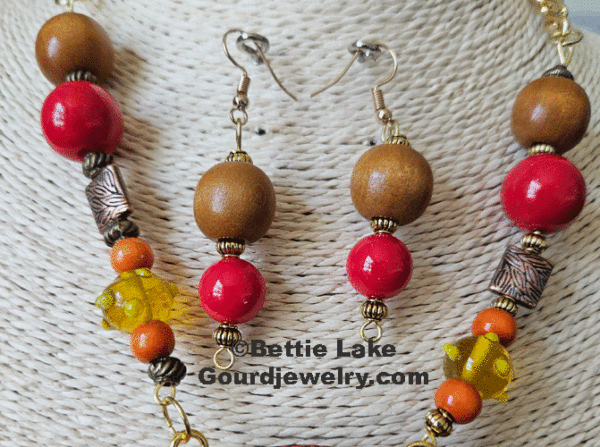 Fire Dance Gourd Shard Necklace Set - Image 4