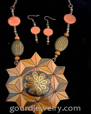 Copper Elegance Gourd Shard Necklace Set