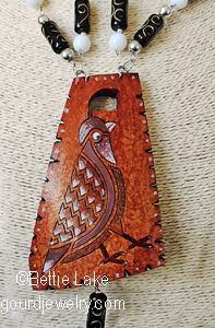 Grand Quail Gourd Shard Necklace Set