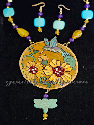 Blue Hummer with Yellow Flowers - Image 3
