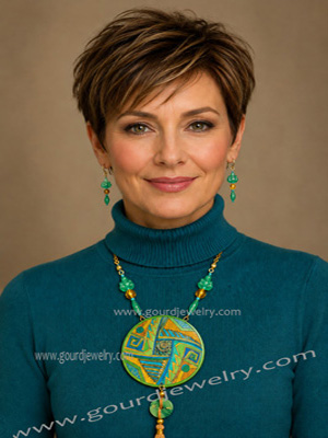 Asian Medallion Gourd Shard Necklace Set