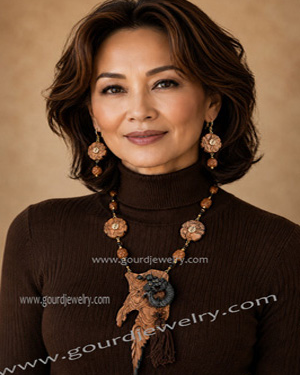 Asian Dragon Gourd Shard Necklace Set