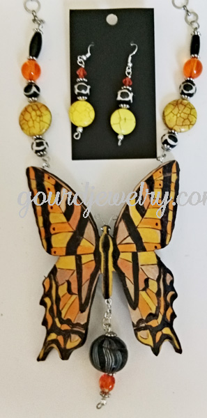 Black Stunner Butterfly Gourd Shard Necklace Set - Image 3