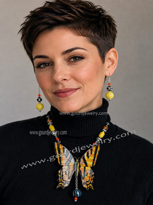 Black Stunner Butterfly Gourd Shard Necklace Set