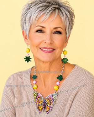Spring Yellow Butterfly Gourd Shard Necklace Set