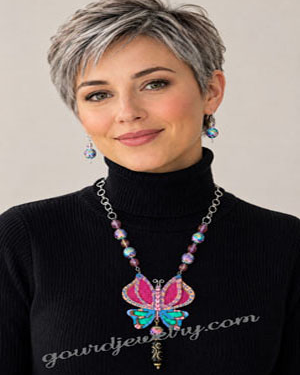 Dazzled Butterfly Gourd Shard Necklace Set