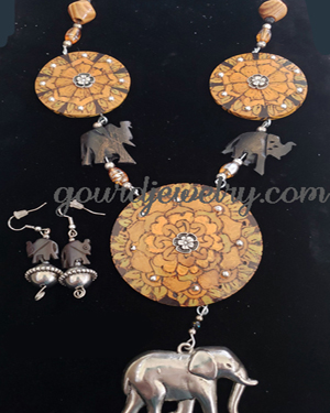 Elephant Dream Gourd Shard Necklace Set