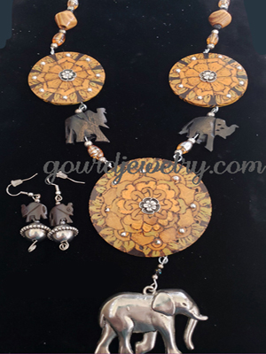 Elephant Dream Gourd Shard Necklace Set - Image 2