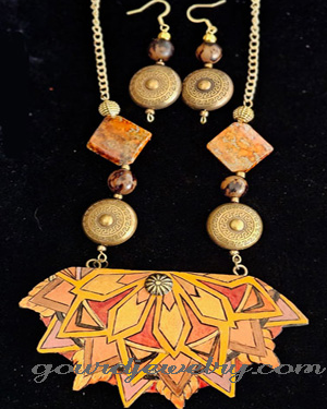 Sunset Flower Gourd Shard Necklace Set