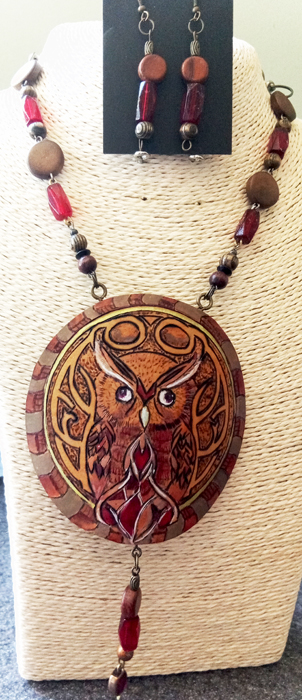 Celtic Owl Gourd Shard Necklace Set - Image 3