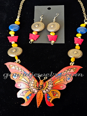 Red and Blue Butterfly Gourd Shard Necklace Set - Image 3