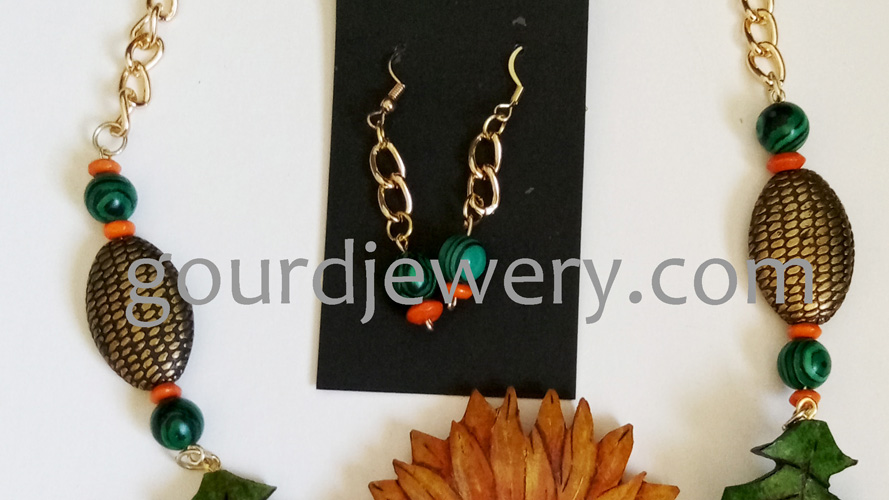 Sunflower Day Gourd Shard Necklace Set - Image 4