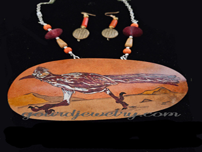 Wide Road Runner Gourd Shard Necklace Set - Image 2